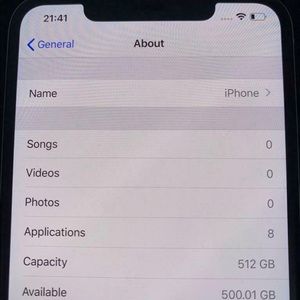 iPhone XS Max 200$ beats solo 150$